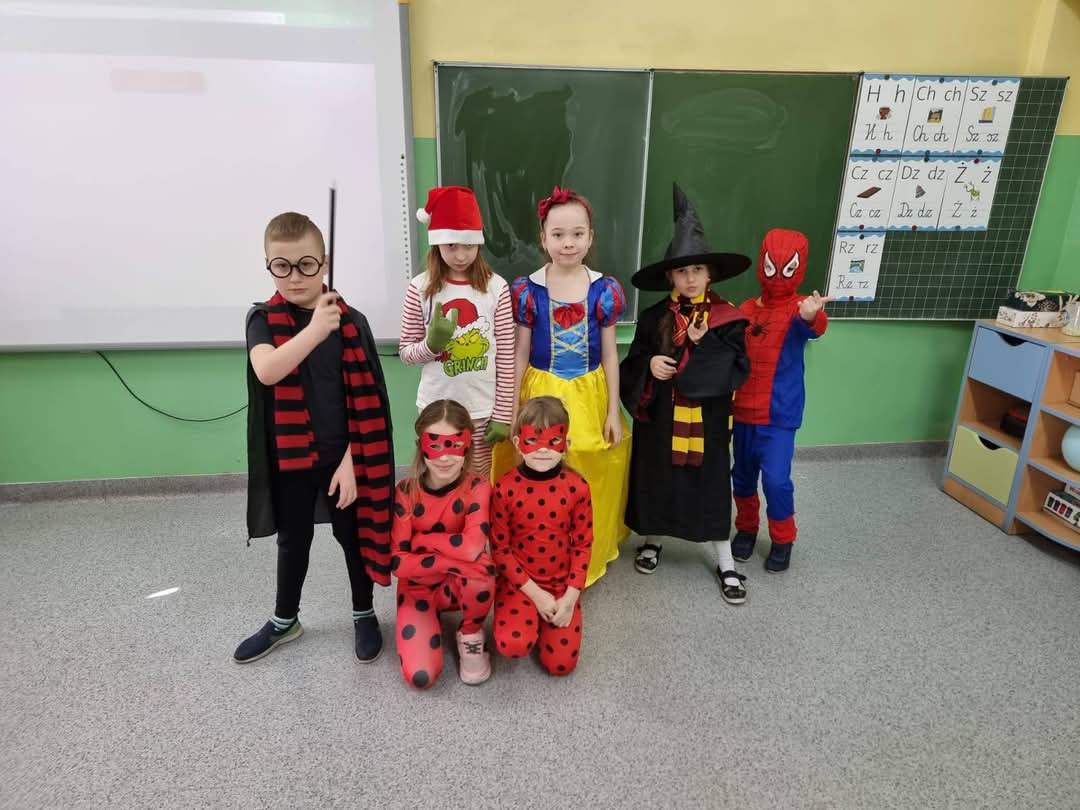 Dzień_postaci_z_filmów_i_bajek__(2)