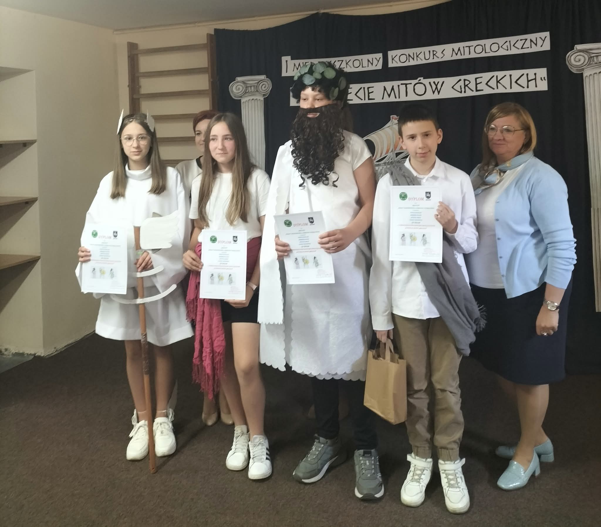 I_Międzyszkolnym_Konkursie_Mitologicznym_(2)