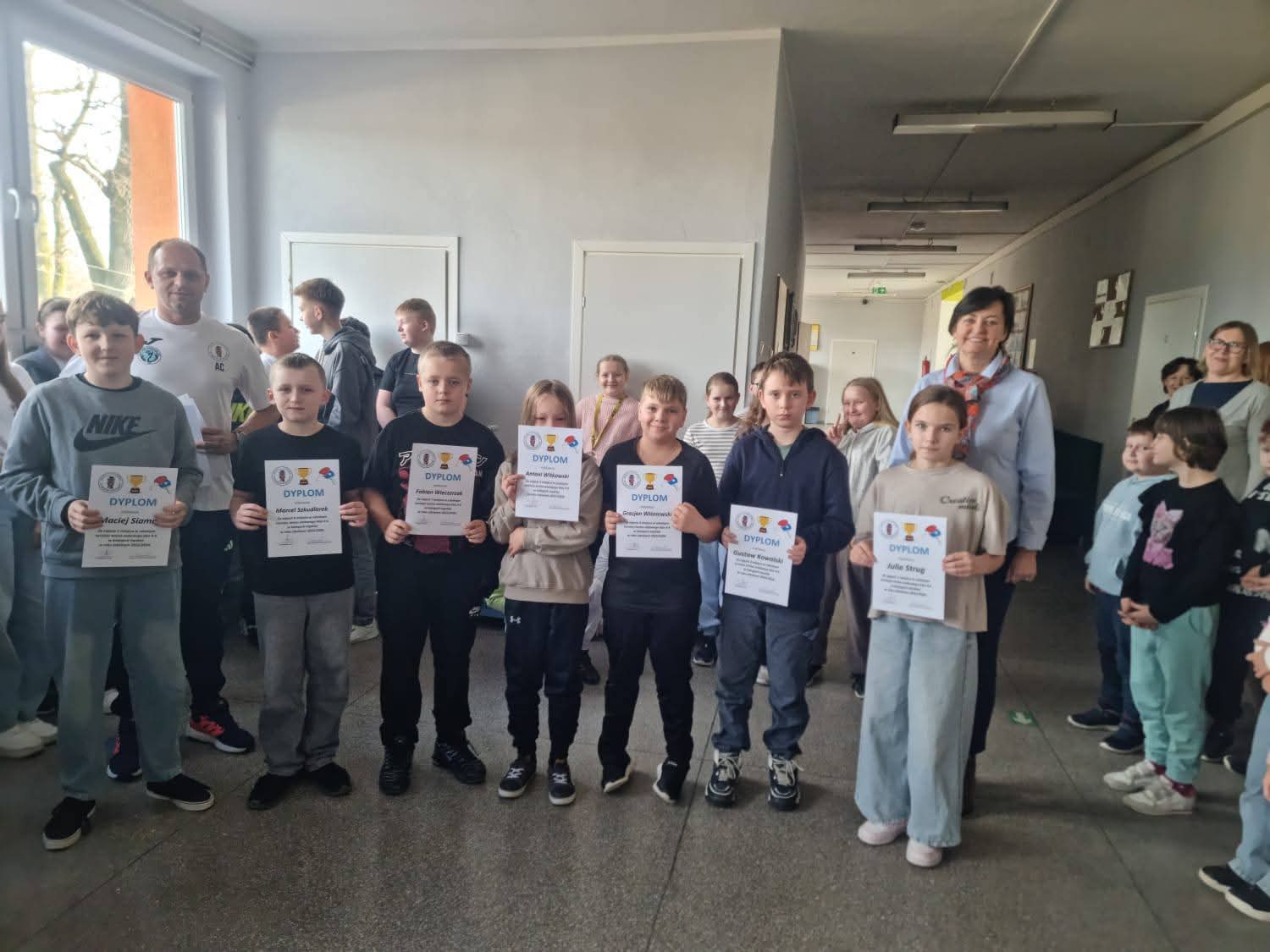 Szkolny_turniej_w_tenisie_stołowym_(2)